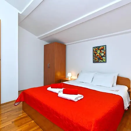 Apartment Fuer 5 Personen Ca 45 Qm In Medulin, Istrien Suedkueste Von Istrien
